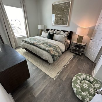 Luxe of Buda - Spacious 2nd floor bedroom with hardwood floors! - Apartments Near Me - Buda, Texas Luxe of Buda - Spacious 2nd floor bedroom with hardwood floors! - Apartments Near Me - Buda, Texas