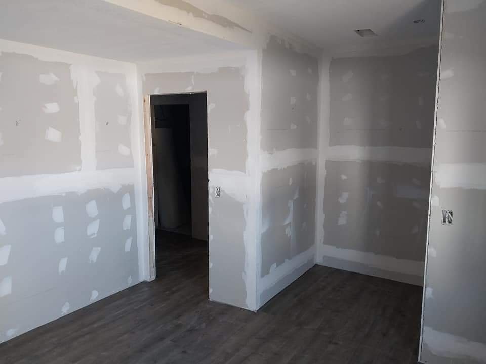 Slide of Diego's Painting & Remodeling