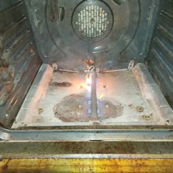 My Home Appliance Service - Yes, my oven needs to be cleaned. Lol. Oven was not igniting. Working as designed!!!