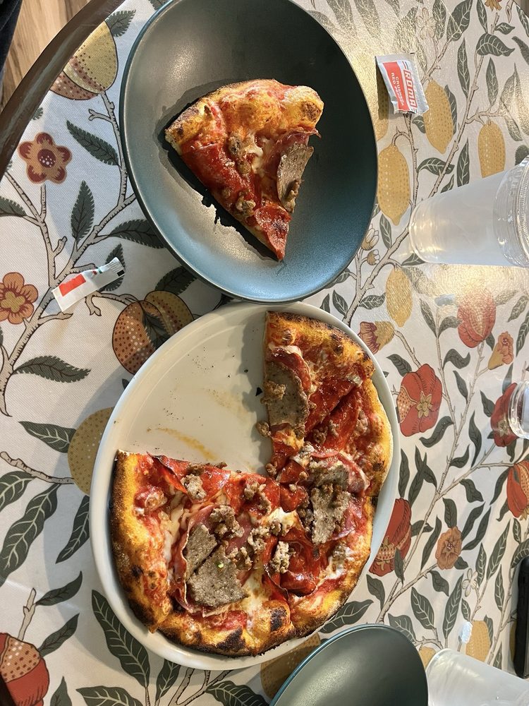 PASQUALE’S AUTHENTICO Updated October 2024 10 Reviews 200