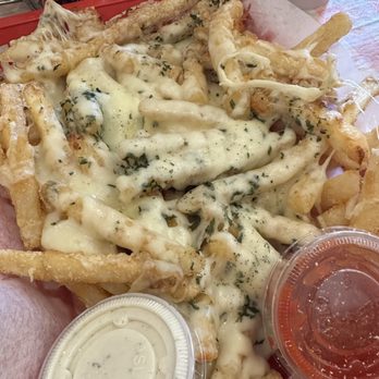 Capo's Pizzeria - Pizza Near Me - San Antonio, Texas