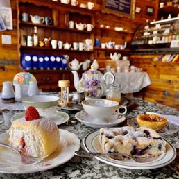 Desserts and pot of Hot Tea for 2 :) Desserts and pot of Hot Tea for 2 :)