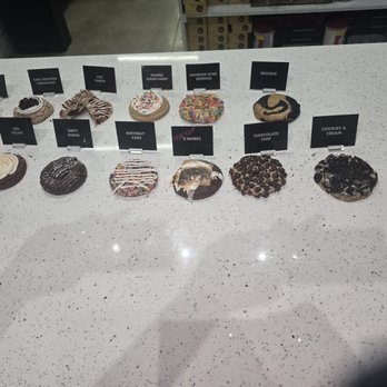 Night Owl Cookies - Cookie variety - Desserts Near Me - Plantation, Florida Night Owl Cookies - Cookie variety - Desserts Near Me - Plantation, Florida