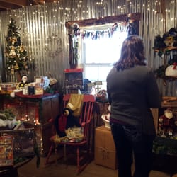 Christmas Tree Lane - Picking out this year's ornament