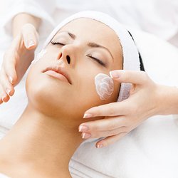 Emmary Day Spa - Facials