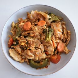 River Thai - Chicken drunken noodle - excellent