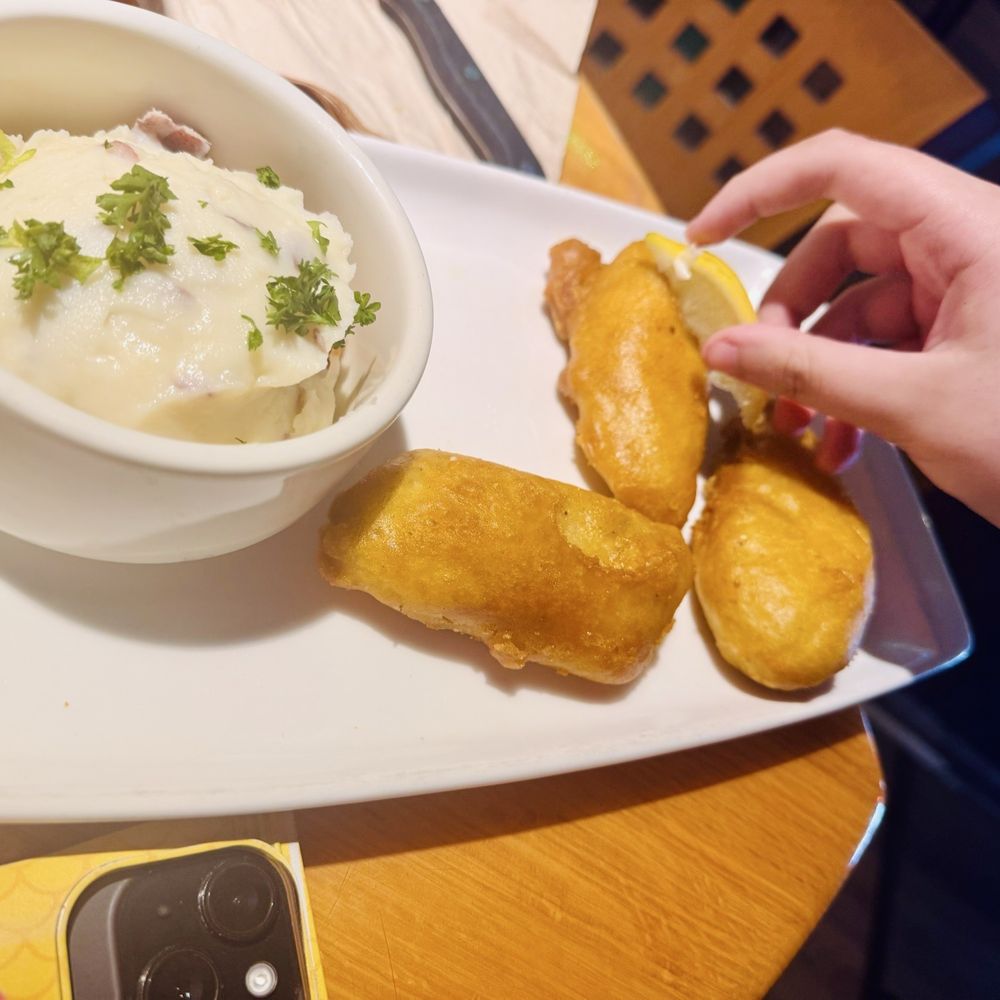 Applebee's Grill + Bar - Friday special fish n Hand-Battered Fish & Chips - American Near Me - Ocala, Florida
