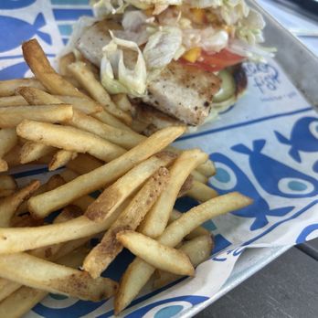 Lucky Fish Beach Bar & Grill - Seafood Near Me - Pompano Beach, Florida