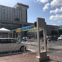 Hospital Hill Half Marathon - Setup before the 5k