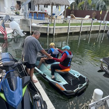 Boat Float - Local Services Near Me - Pompano Beach, Florida Boat Float - Local Services Near Me - Pompano Beach, Florida
