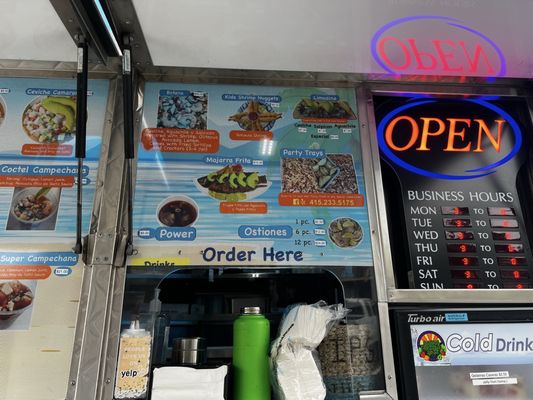 Mariscos El Pariente by null