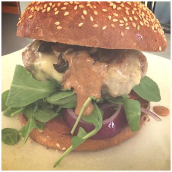 Elaine's Kitchen - Cafes Near Me - Kawakawa, NTL
