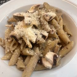 Il Meneghino - Penne aux champignons