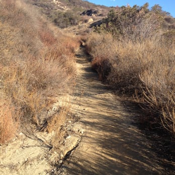 Stough Canyon Nature Center - Hiking Near Me - Burbank, California Stough Canyon Nature Center - Hiking Near Me - Burbank, California