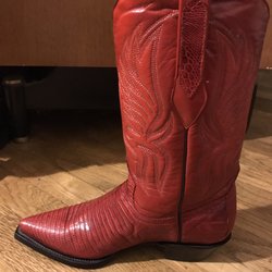Tiny's Western Shop - Just what a girl needs.