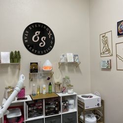 Evening Star Aesthetics - Old decor before revamp