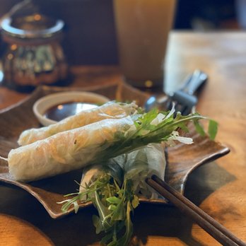 Eden Restaurant - Spring roll with shrimp - Vietnamese Near Me - Berlin, BE