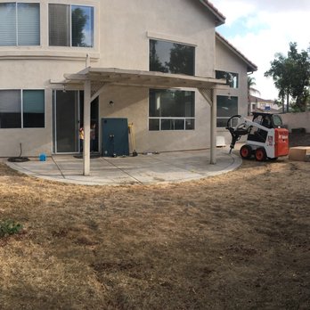 Dazcon Concrete Construction - BEFORE picture: view of the entire backyard - Masonry/Concrete Near Me - Chula vista, California Dazcon Concrete Construction - BEFORE picture: view of the entire backyard - Masonry/Concrete Near Me - Chula vista, California