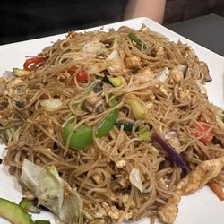 Wok King - Rice noodles with chicken