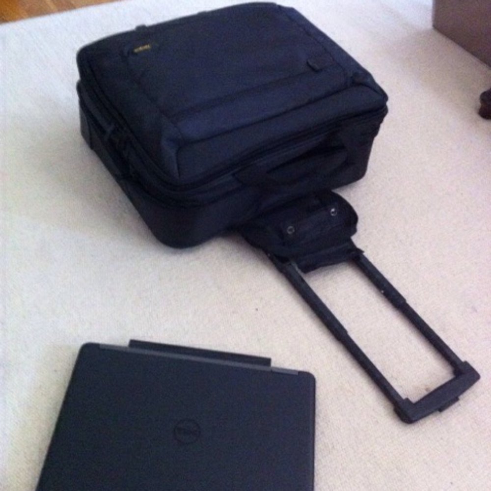 Marcopoloni - Work supplied me with a ridiculously large rolls bag for this tiny laptop. Help, I need a new bag! - Luggage Near Me - Campbell, California Marcopoloni - Work supplied me with a ridiculously large rolls bag for this tiny laptop. Help, I need a new bag! - Luggage Near Me - Campbell, California
