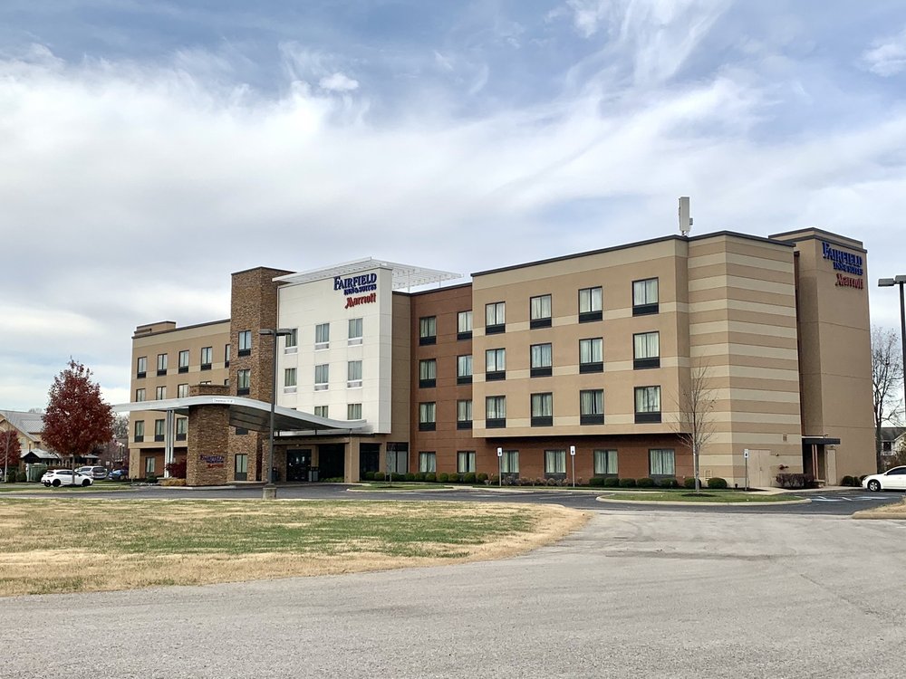 FAIRFIELD INN & SUITES BY MARRIOTT 24 Photos & 17 Reviews 1832 Cave