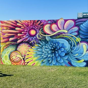 Vinoy Park - Reggae Rise Up Fest Mural - Parks Near Me - St. Petersburg, Florida
