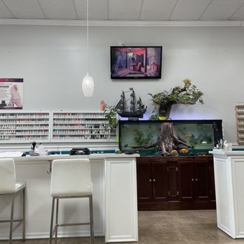 Magic Nails - Nail Salons Near Me - York, South Carolina