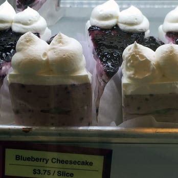 Honu Bakery - Bakeries Near Me - Honolulu, Hawaii