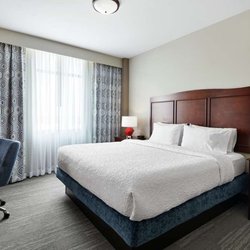 Hampton Inn & Suites Chicago/Mt. Prospect - Guest room