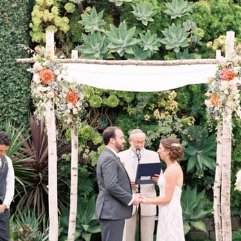 SmogShoppe - ceremony - Venues & Event Spaces Near Me - Los Angeles, California SmogShoppe - ceremony - Venues & Event Spaces Near Me - Los Angeles, California