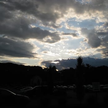Balise Honda - Pilot with pretty sky in background - Auto Repair Near Me - West Springfield, Massachusetts