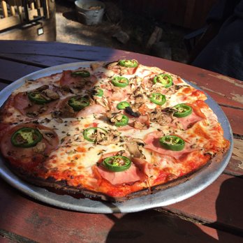 LouEddie's Pizza - Pizza Near Me - Skyforest, California LouEddie's Pizza - Pizza Near Me - Skyforest, California