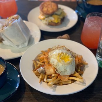 Oak Hill Post - Loaded Fries - New American Near Me - Pittsburgh, Pennsylvania