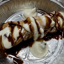 Cannoli to-go