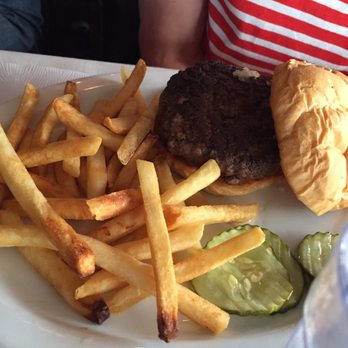 Kavanaugh's Esquire Club - Burger - Seafood Near Me - Madison, Wisconsin Kavanaugh's Esquire Club - Burger - Seafood Near Me - Madison, Wisconsin