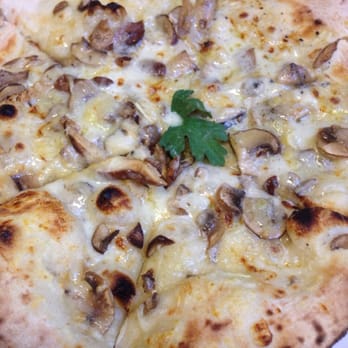 Limestone - Mushroom pizza, divine. - Pizza Near Me - Lawrence, Kansas
