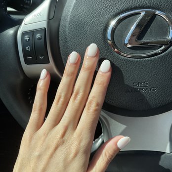 Glow Nails & Spa - Funny Bunny Dip by Lulu - Day Spas Near Me - Coral Springs, Florida