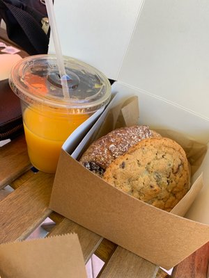 Miracle Bakery by null