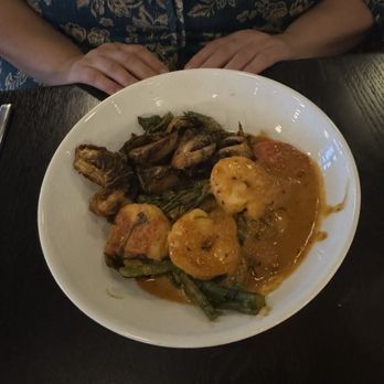 Karrington Rowe - Shrimp curry - New American Near Me - Brentwood, Tennessee