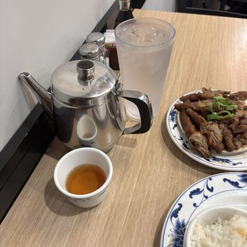 Oriental House - Black tea with water and chicken feet dim sum - Chinese Near Me - St Matthews, Kentucky Oriental House - Black tea with water and chicken feet dim sum - Chinese Near Me - St Matthews, Kentucky