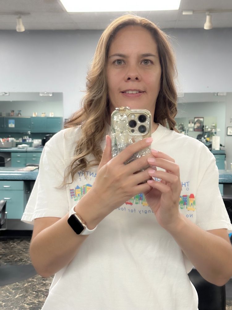 SARA’S BEAUTY SALON Open for Business 31 Photos & 62 Reviews 2409