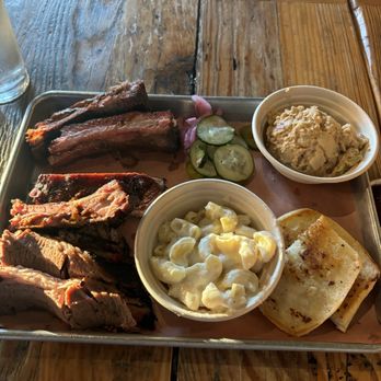 The Crossroads BBQ - Ribs, brisket, potato salad, mac - Barbeque Near Me - Carmel, California