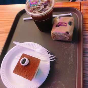 Breeze Bakery Cafe - Bakeries Near Me - Annandale, Virginia