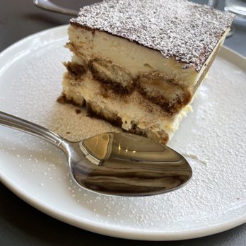 Pinky’s - Tiramisu - Mediterranean Near Me - Richmond, Virginia