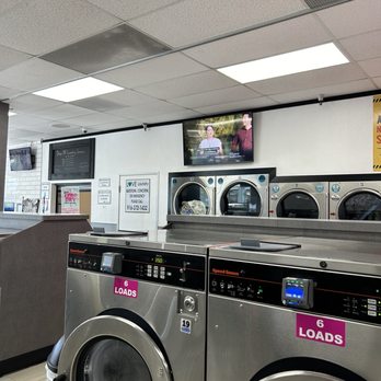 Love Laundry - Laundromat Near Me - West Sacramento, California Love Laundry - Laundromat Near Me - West Sacramento, California
