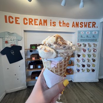 Orange Octopus - Ice Cream & Frozen Yogurt Near Me - Sarasota, Florida Orange Octopus - Ice Cream & Frozen Yogurt Near Me - Sarasota, Florida