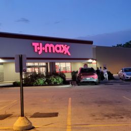 Exterior photo of TJ Maxx - Racine, Wisconsin Exterior photo of TJ Maxx - Racine, Wisconsin