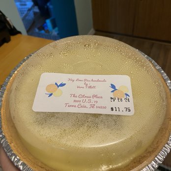 The Citrus Place - Fresh key lime pie - Fruits & Veggies Near Me - Terra Ceia, Florida The Citrus Place - Fresh key lime pie - Fruits & Veggies Near Me - Terra Ceia, Florida