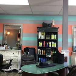 Chelsae Mattox At Blondies Hair Studio - Inside
