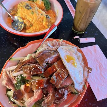 Local Cafe - Sesame chicken, roast duck, and HK-style milk tea! - Chinese Near Me - Fremont, California Local Cafe - Sesame chicken, roast duck, and HK-style milk tea! - Chinese Near Me - Fremont, California